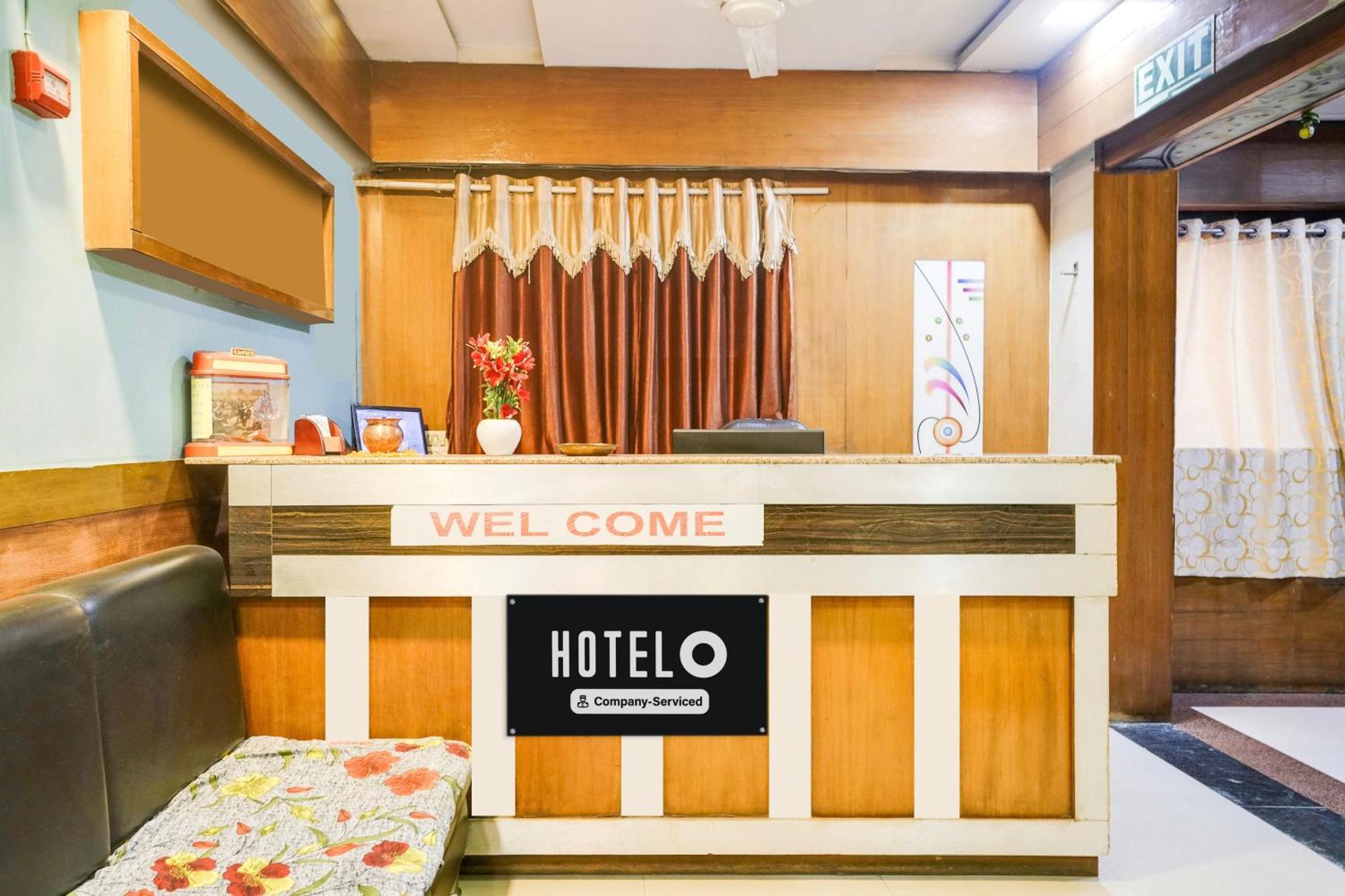 Hotel Neelkanth Palace Ahmedabad Buitenkant foto